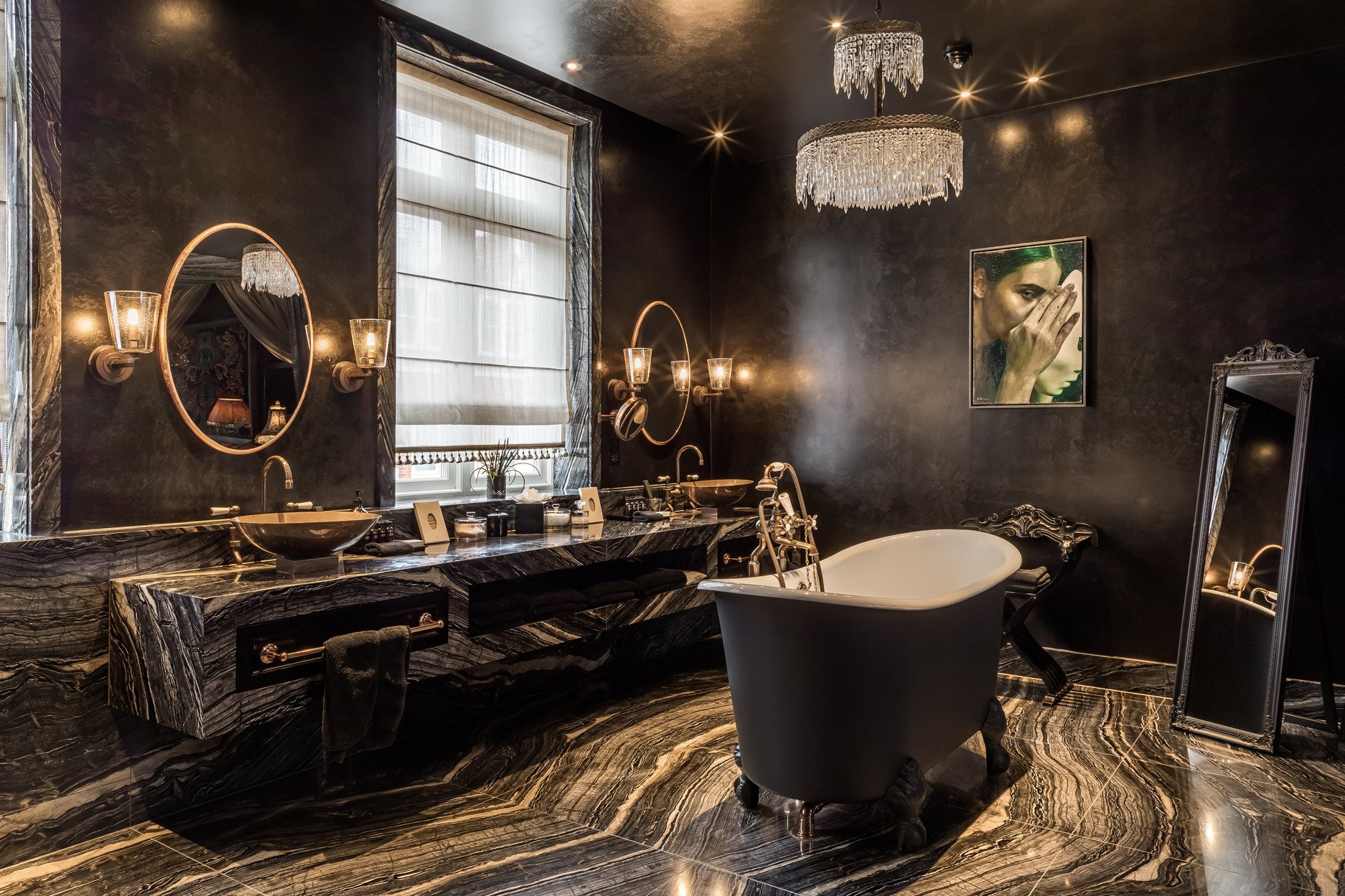 london-luxury-boutique-hotel-film-photo-shoot-event-location-hire-suite-bathroom (1).jpg