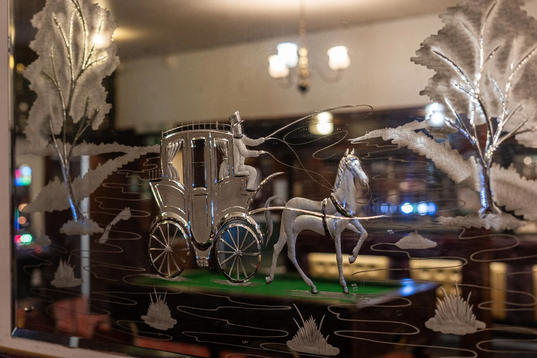 hire-a-london-1970s-traditional-working-mens-club-film-photo-shoot-event-location-ornament.jpg