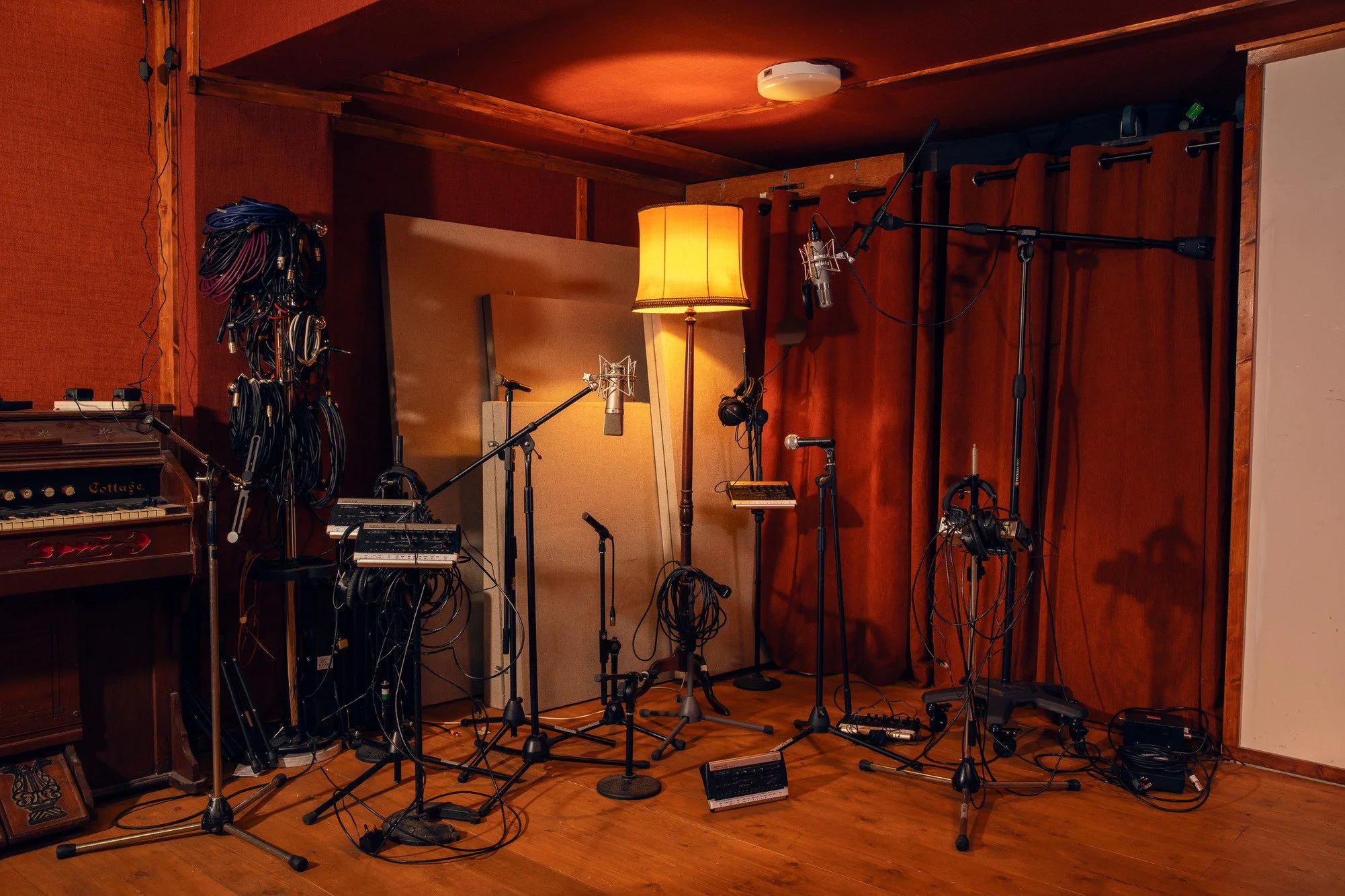 hire-a-london-professional-recording-studio-film-photo-shoot-location-microphone-stands.jpg