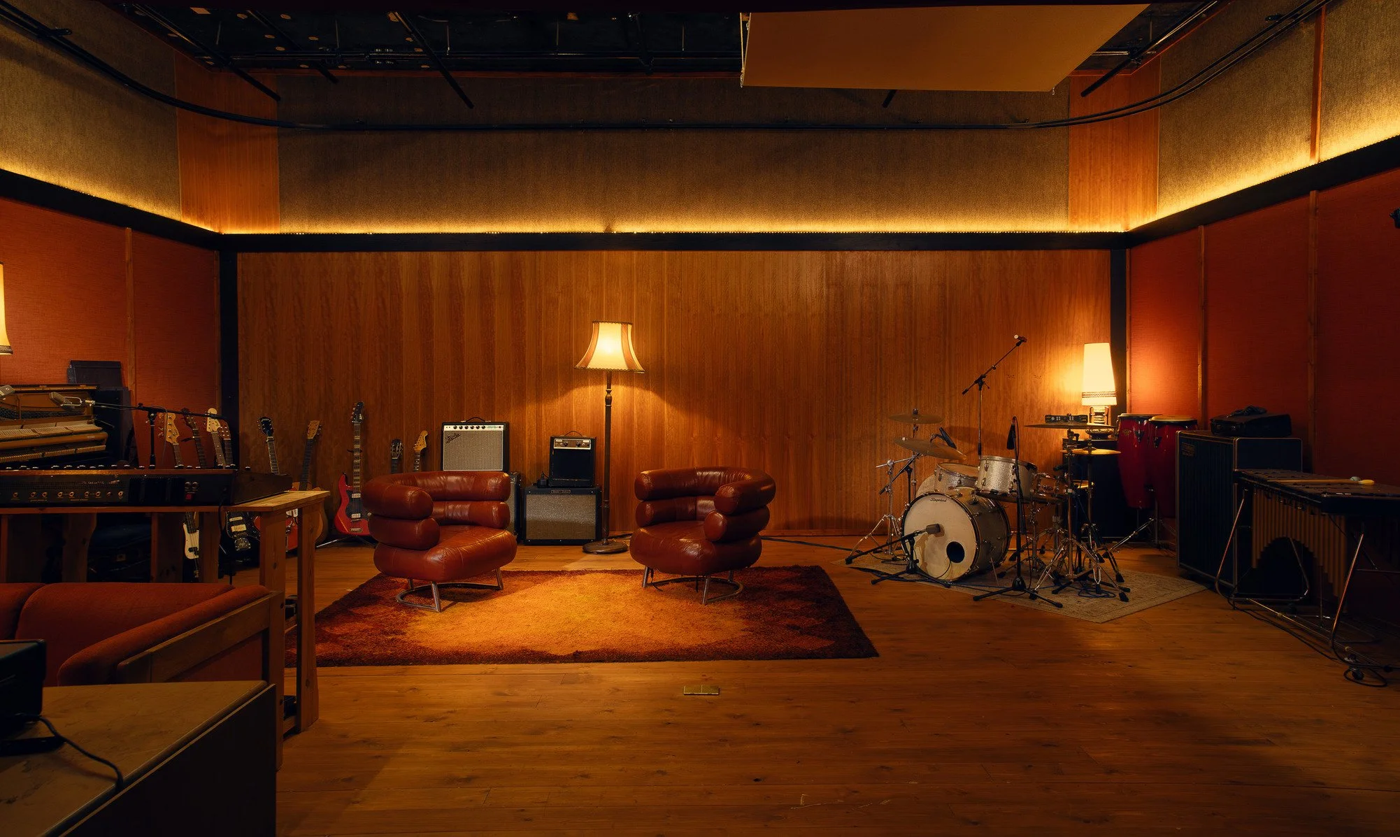 hire-a-london-professional-recording-studio-film-photo-shoot-location-seating-area.jpg