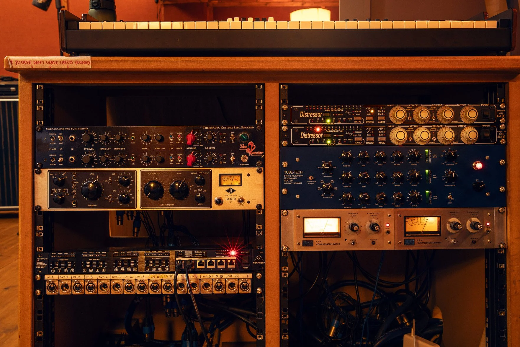 hire-a-london-professional-recording-studio-film-photo-shoot-location-electronics.jpg