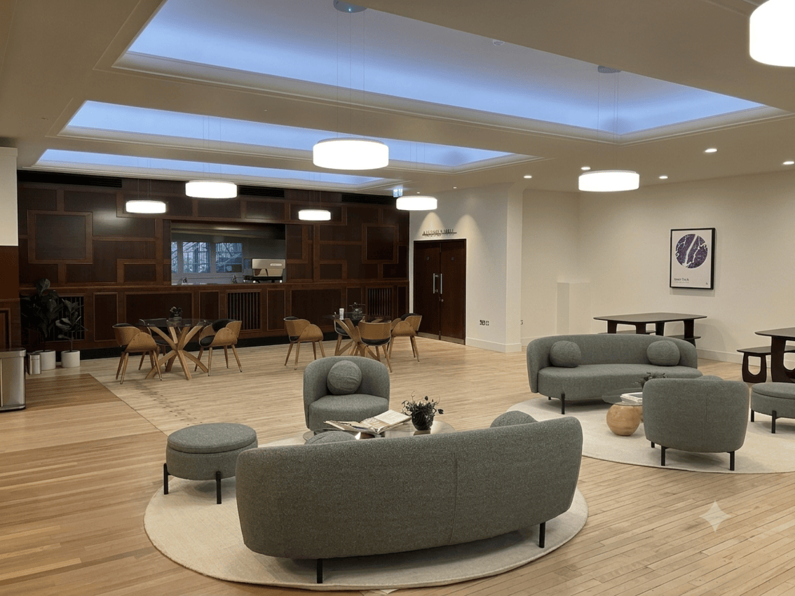hire-london-art-deco-town-hall-film-shoot-event-location-sofas.png