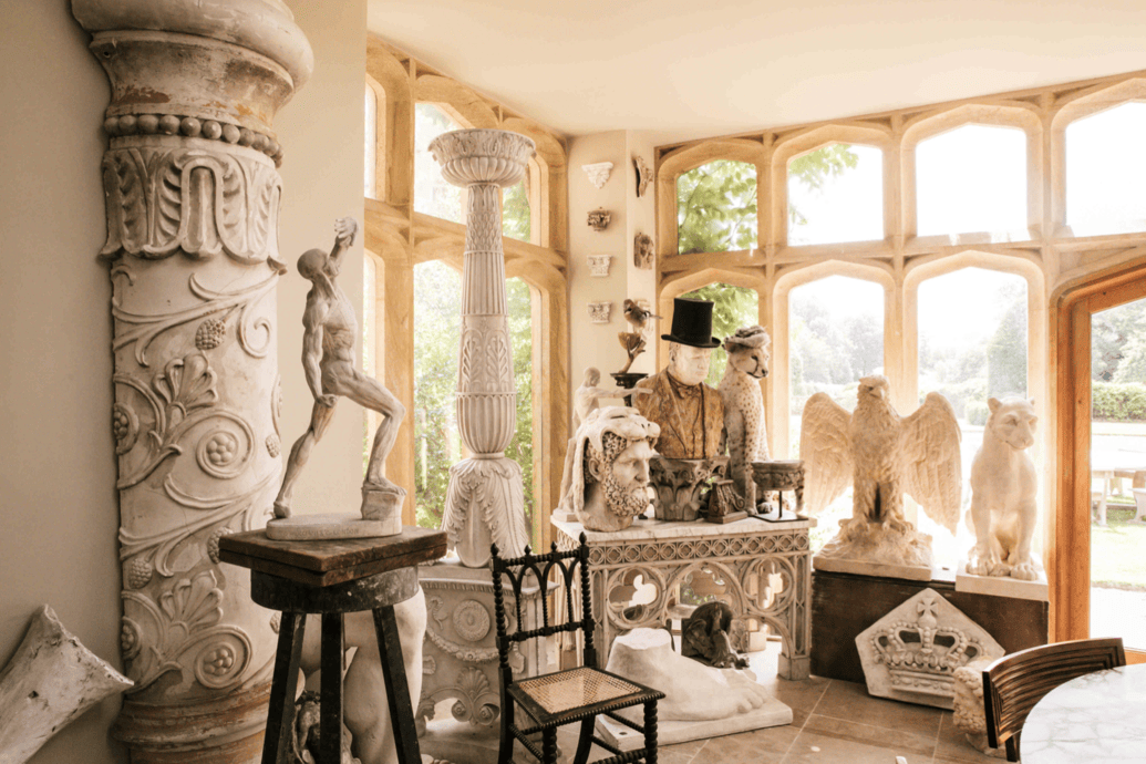 dorset-historic-tudor-regency-gothic-romance-estate-parkland-eagle-statue.png