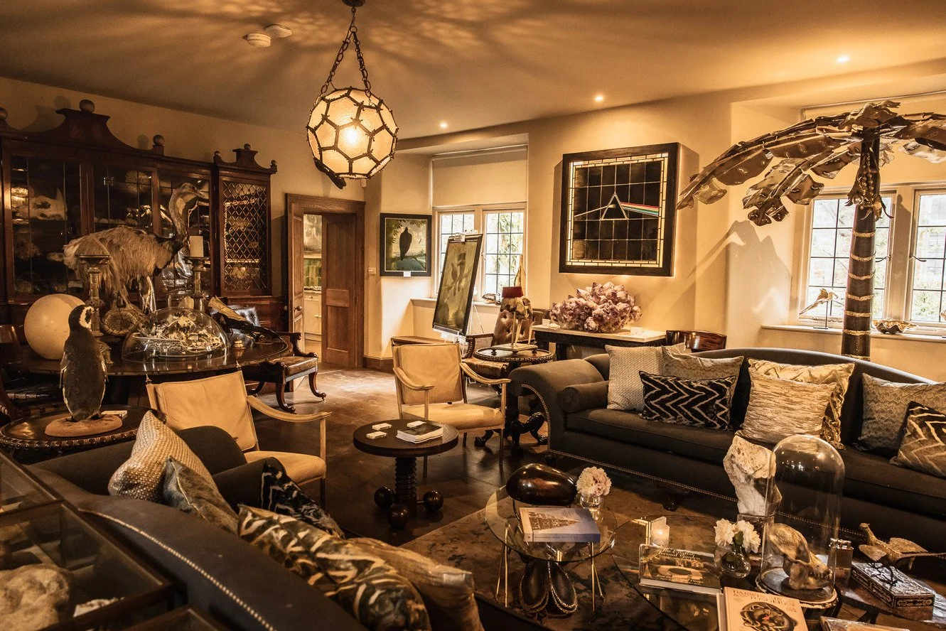 dorset-historic-tudor-regency-gothic-romance-estate-parkland-lounge-sofa.jpg