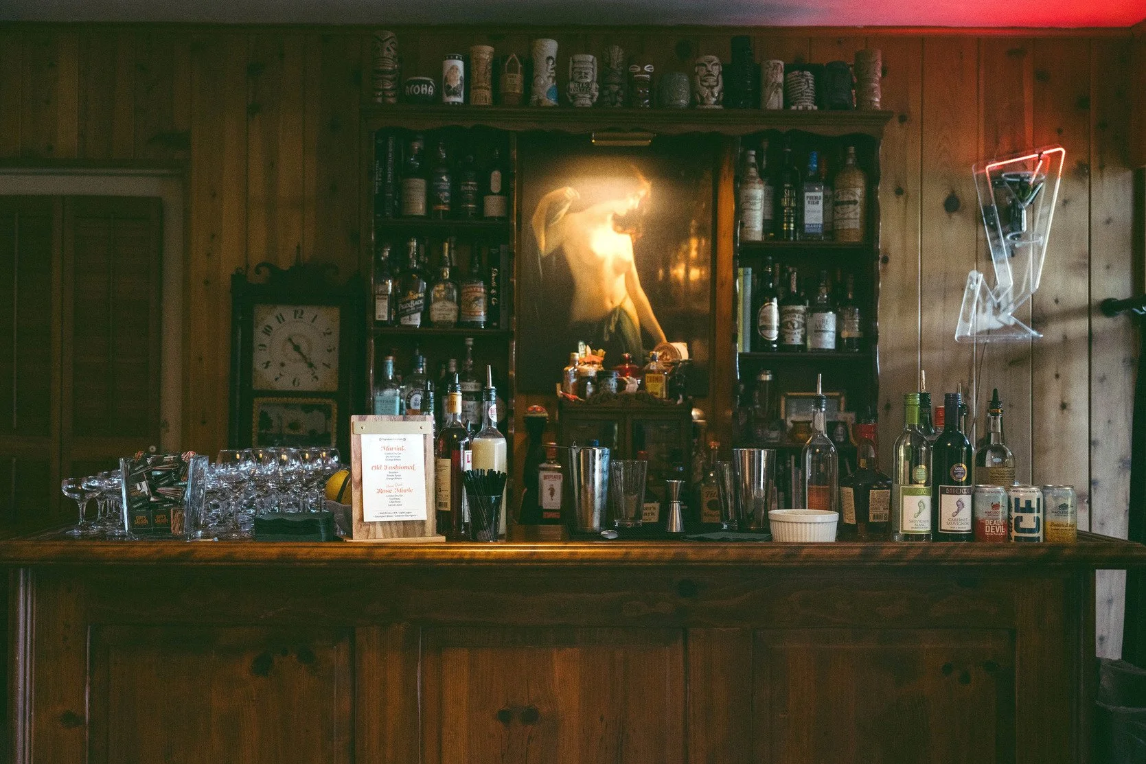 san-fernando-valley-los-angeles-1940s-mid-century-ranch-location-house-saloon-bar (1) (1).jpg