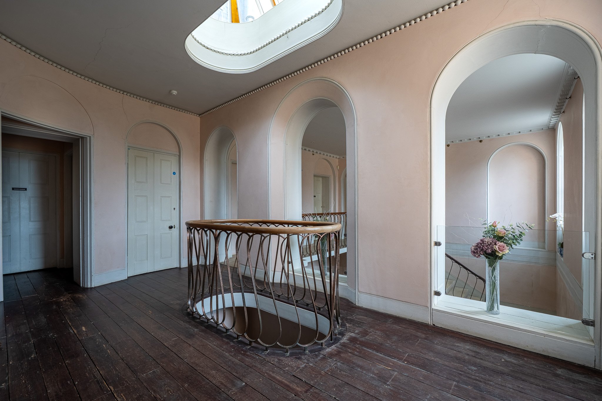 georgian-country-house-bedfordshire-filming-photography-events-location-arched-windows.jpg