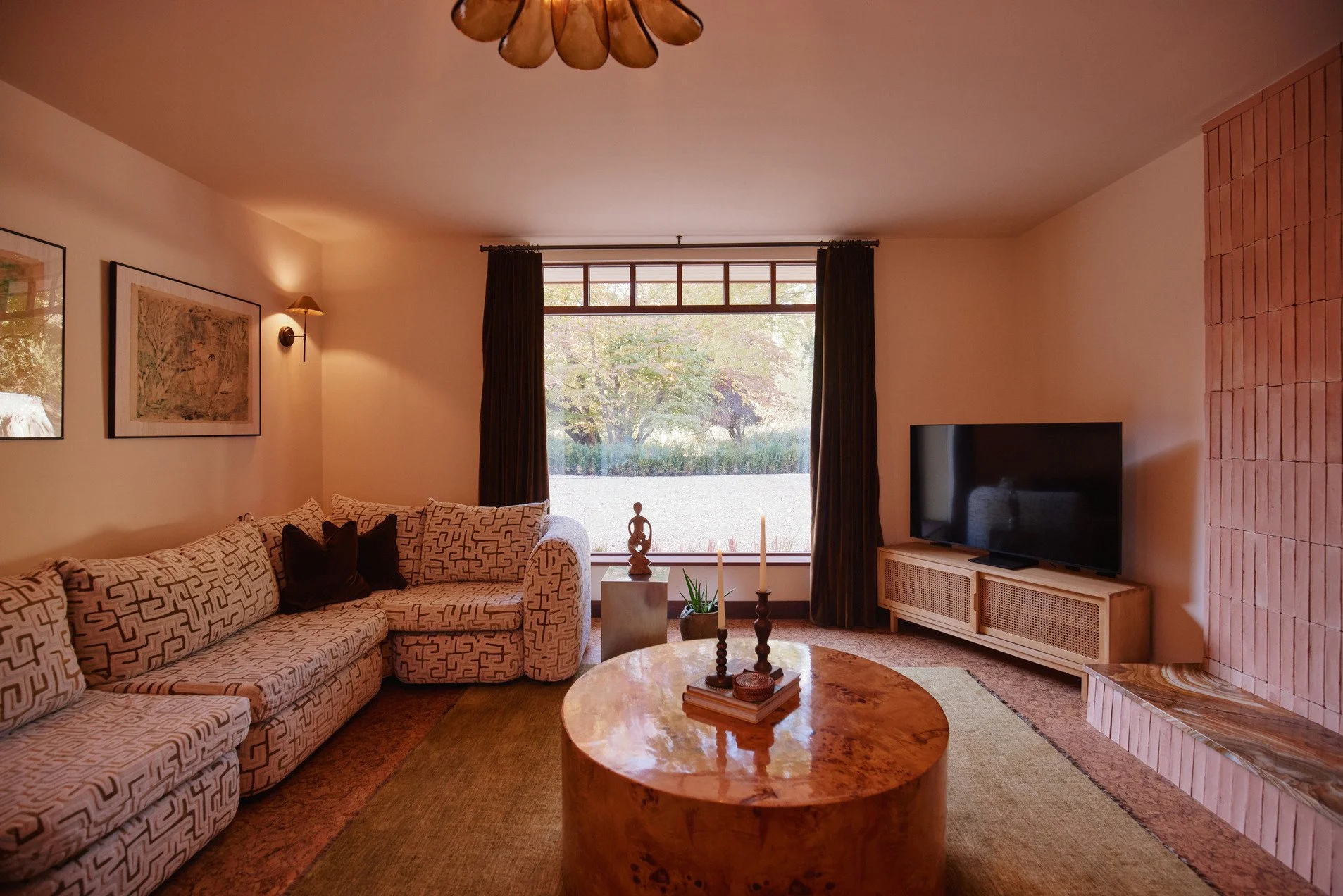 cotswolds-midcentury-california-location-house-filming-photoshoots-events-lounge.jpg