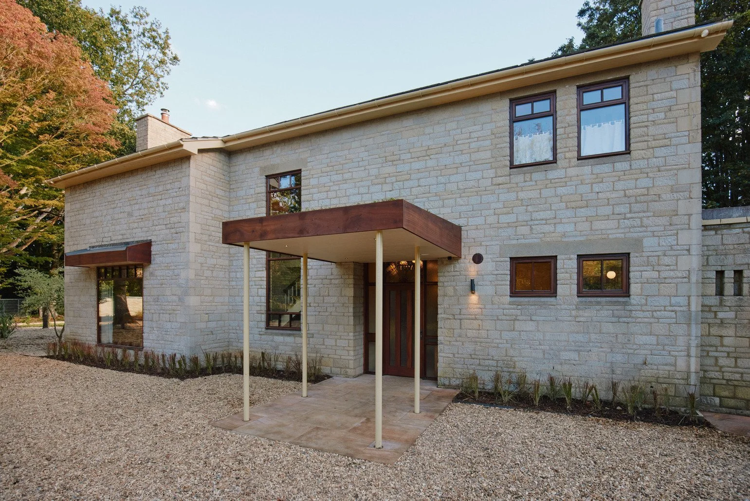 cotswolds-midcentury-california-location-house-filming-photoshoots-events-front-entrance.jpg