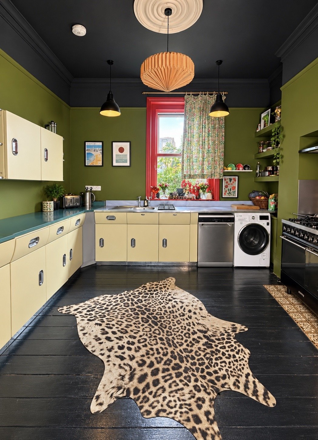 margate-retro-1930s-location-house-filming-photoshoots-kitchen_.jpg