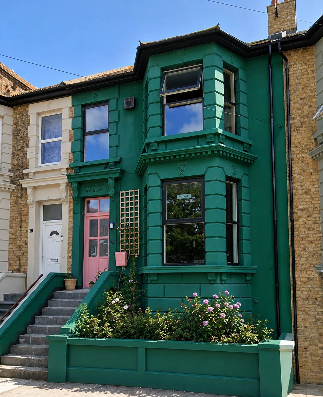 margate-retro-1930s-location-house-filming-photoshoots-green-facade.jpg