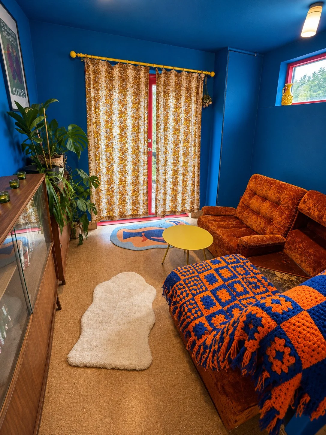 margate-retro-1930s-location-house-filming-photoshoots-yellow-coffee-table.jpg