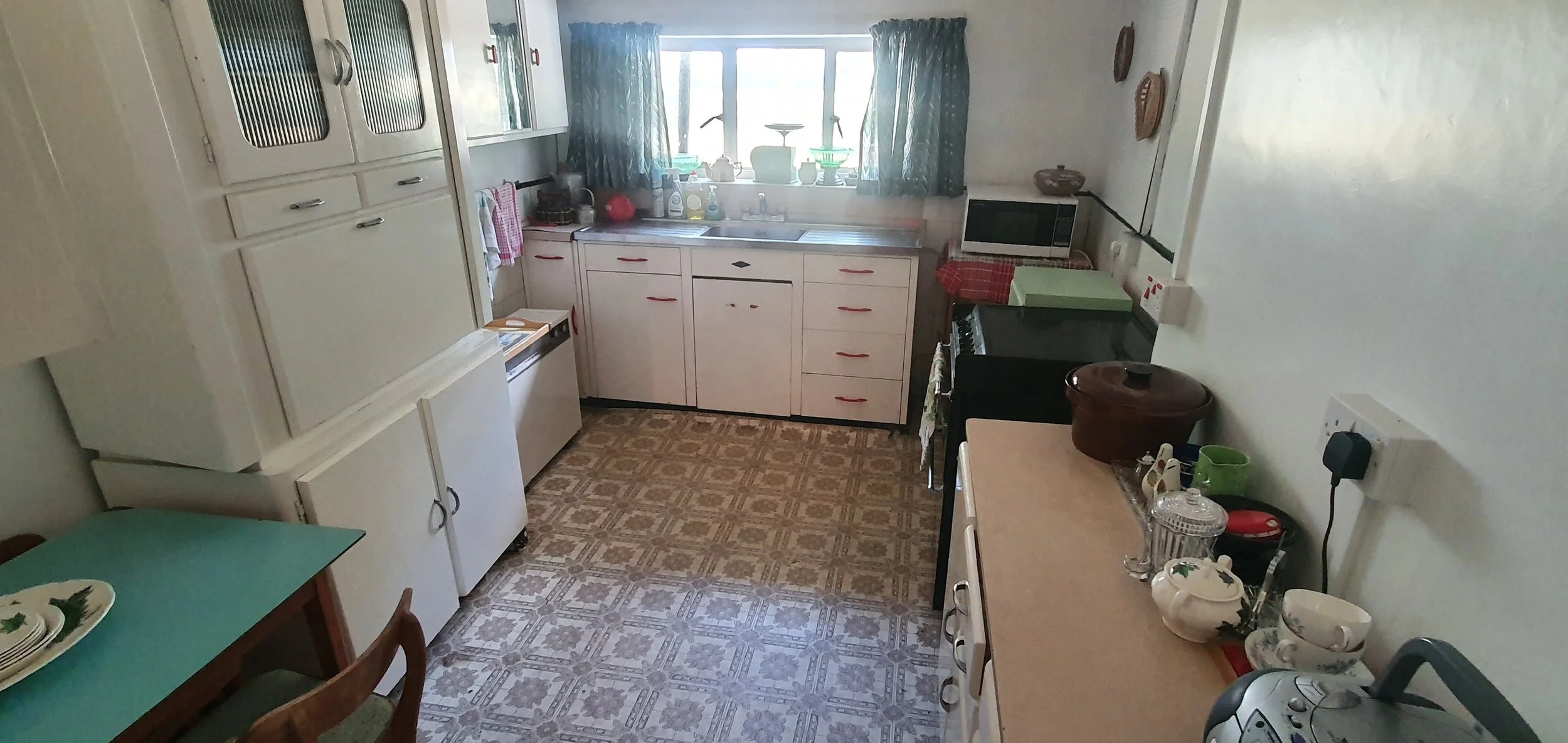 kent-16th-century-farmhouse-1960s-1970s-interior-decor-filming-photoshoots-kitchen-units.jpg