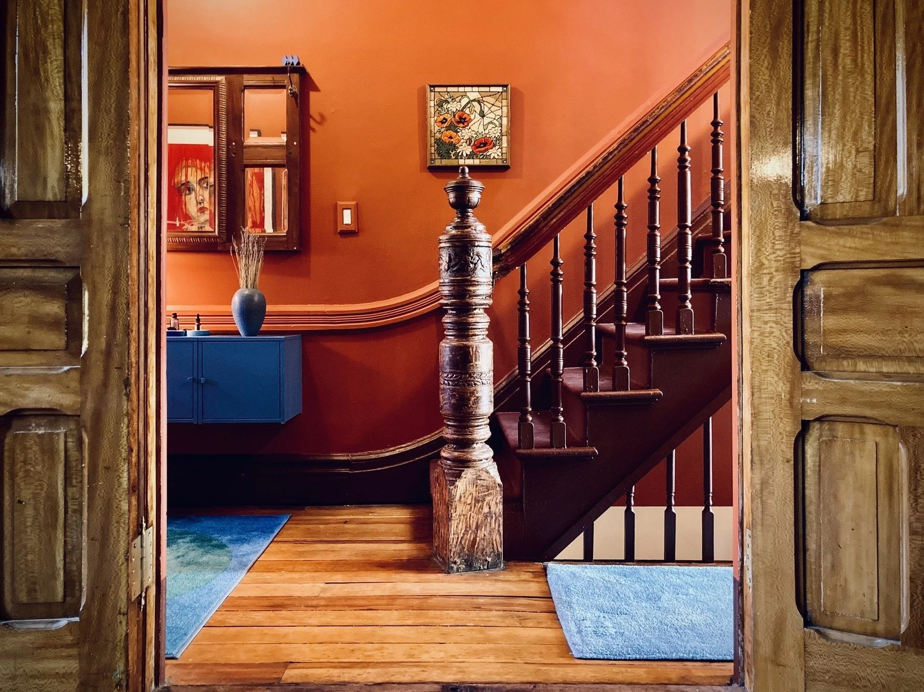 new-york-period-historic-townhouse-filming-photoshoots-hallway-wooden-floors.jpg