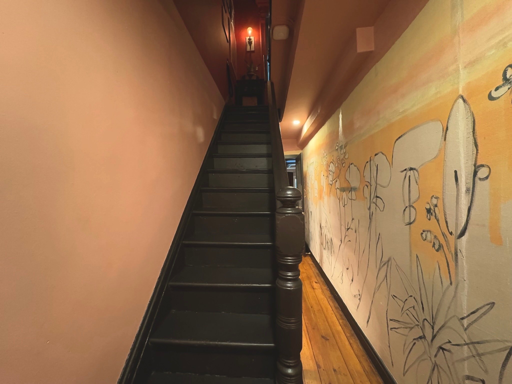 new-york-period-historic-townhouse-filming-photoshoots-stairwell.jpg