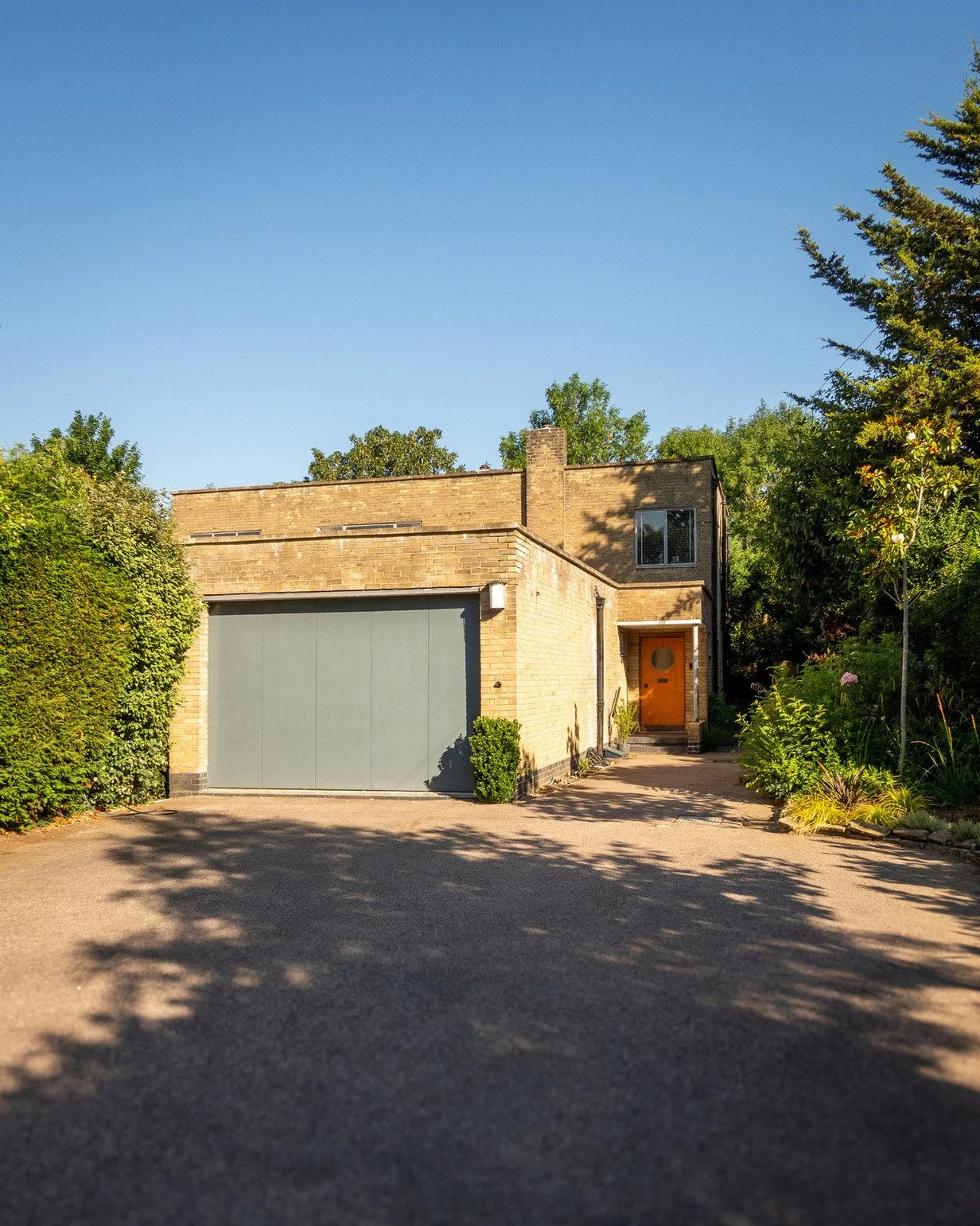 north-london-1930s-grade-ii-listed-modernist-house-filming-photoshoots-garage.jpg