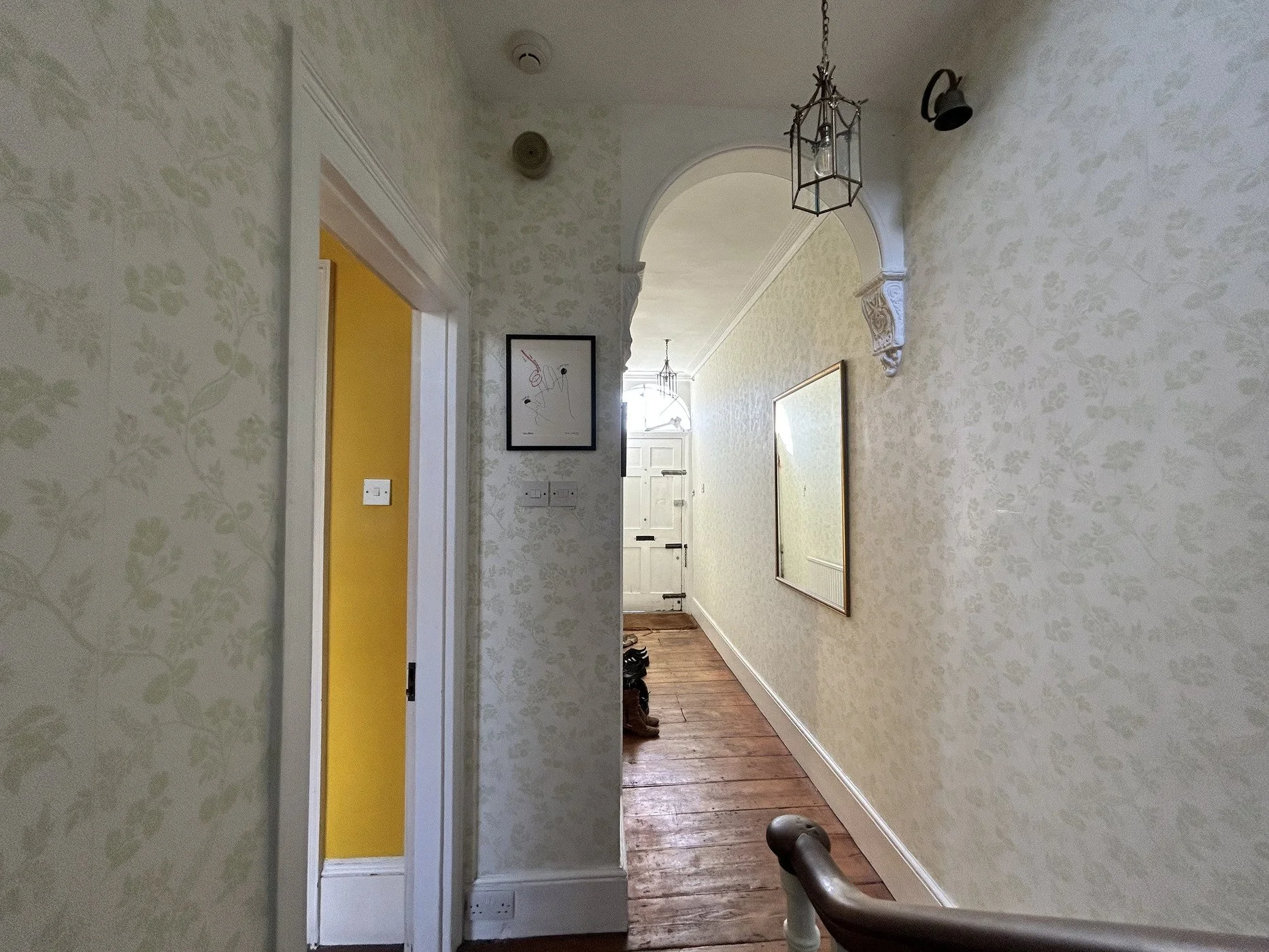 london-grade-ii-listed-georgian-townhouse-historic-period-interiors-filming-photoshoots-hallway-arch.jpg