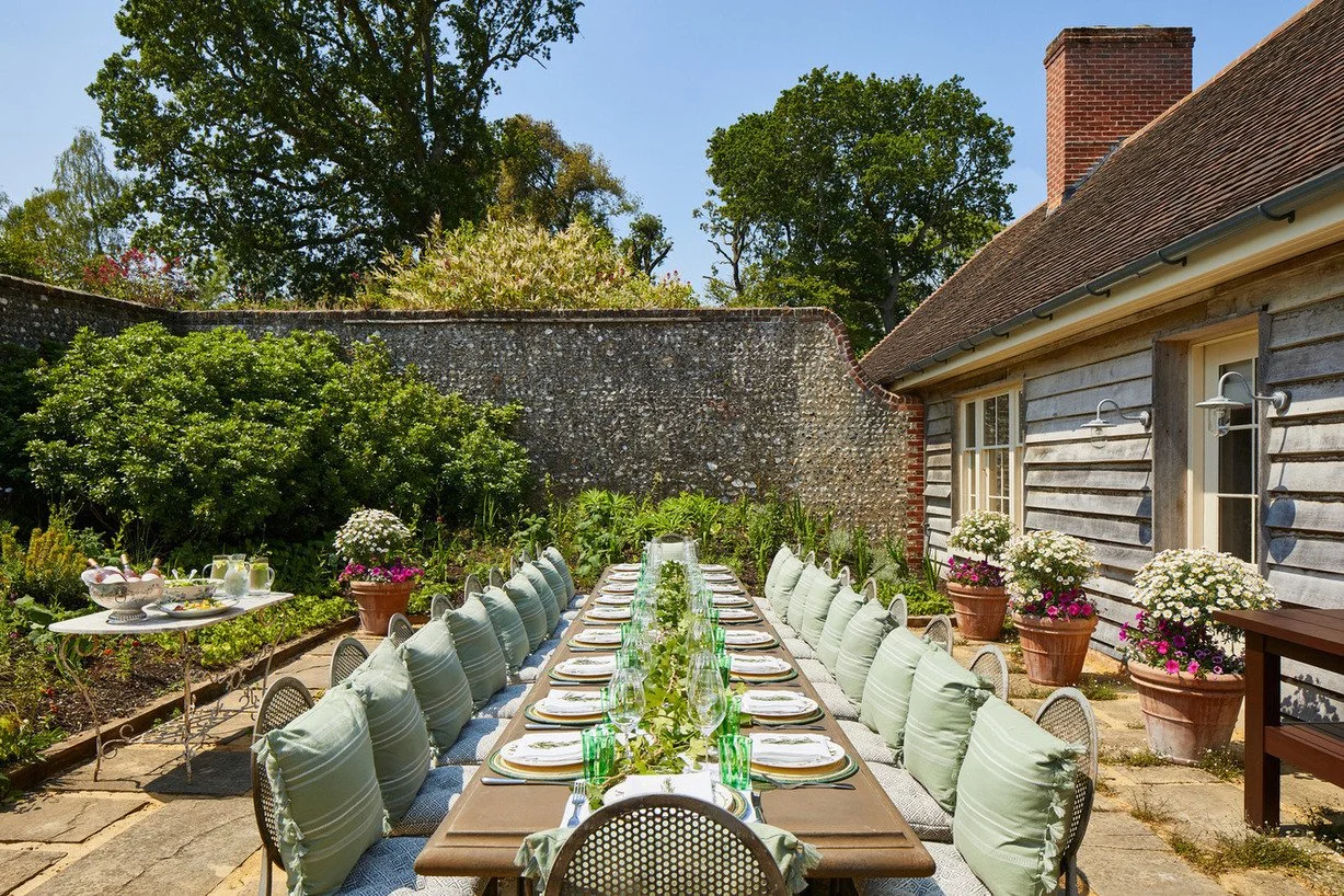 historic-period-sporting-lodge-sussex-filming-photoshoots-events-terrace-dining-table.jpg