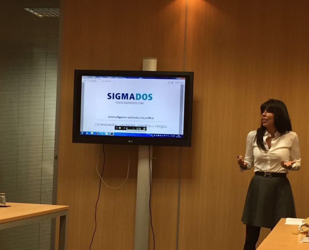 Presentation by Rosa Maria Diaz Fernandez, 