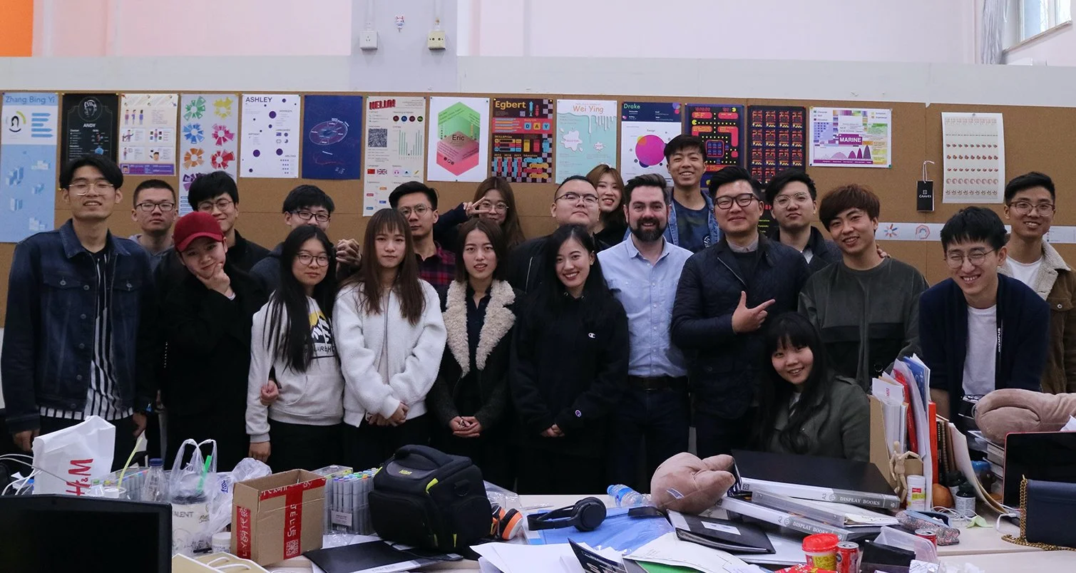 Dr Con Kennedy with Second Year Visual Communication Design students at the Gendan Institute of Design, Beijing.