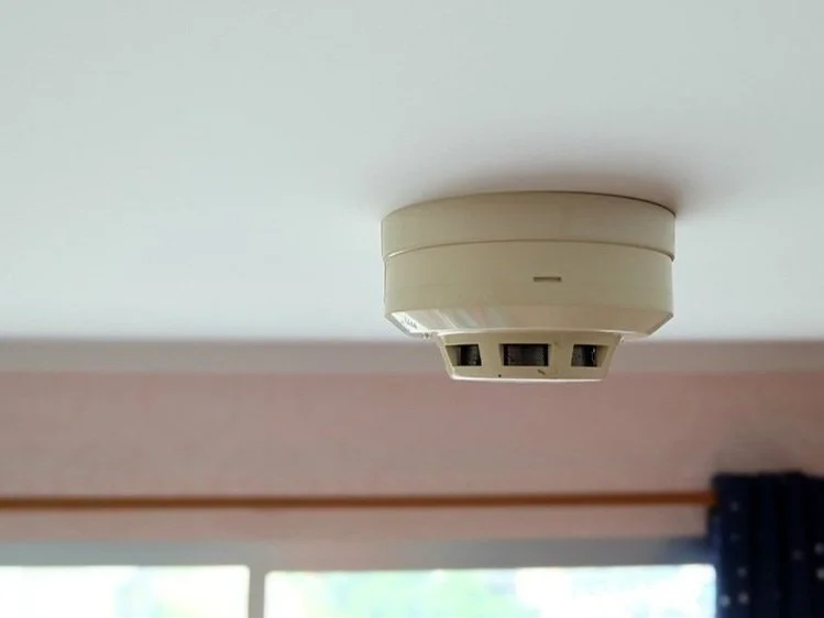 Installazione e la manutenzione del rilevatore di fumo e monossido di carbonio Nest Protect