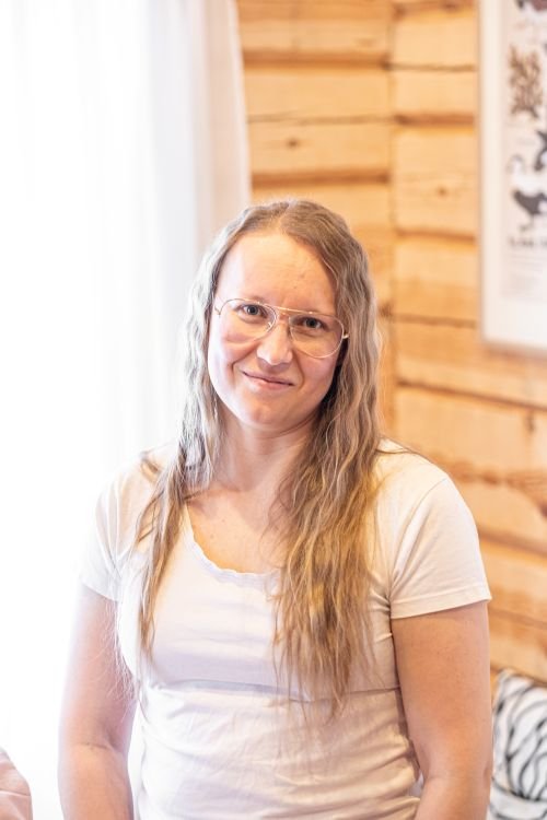 Janna-Maija Saarnio HelläHoiva