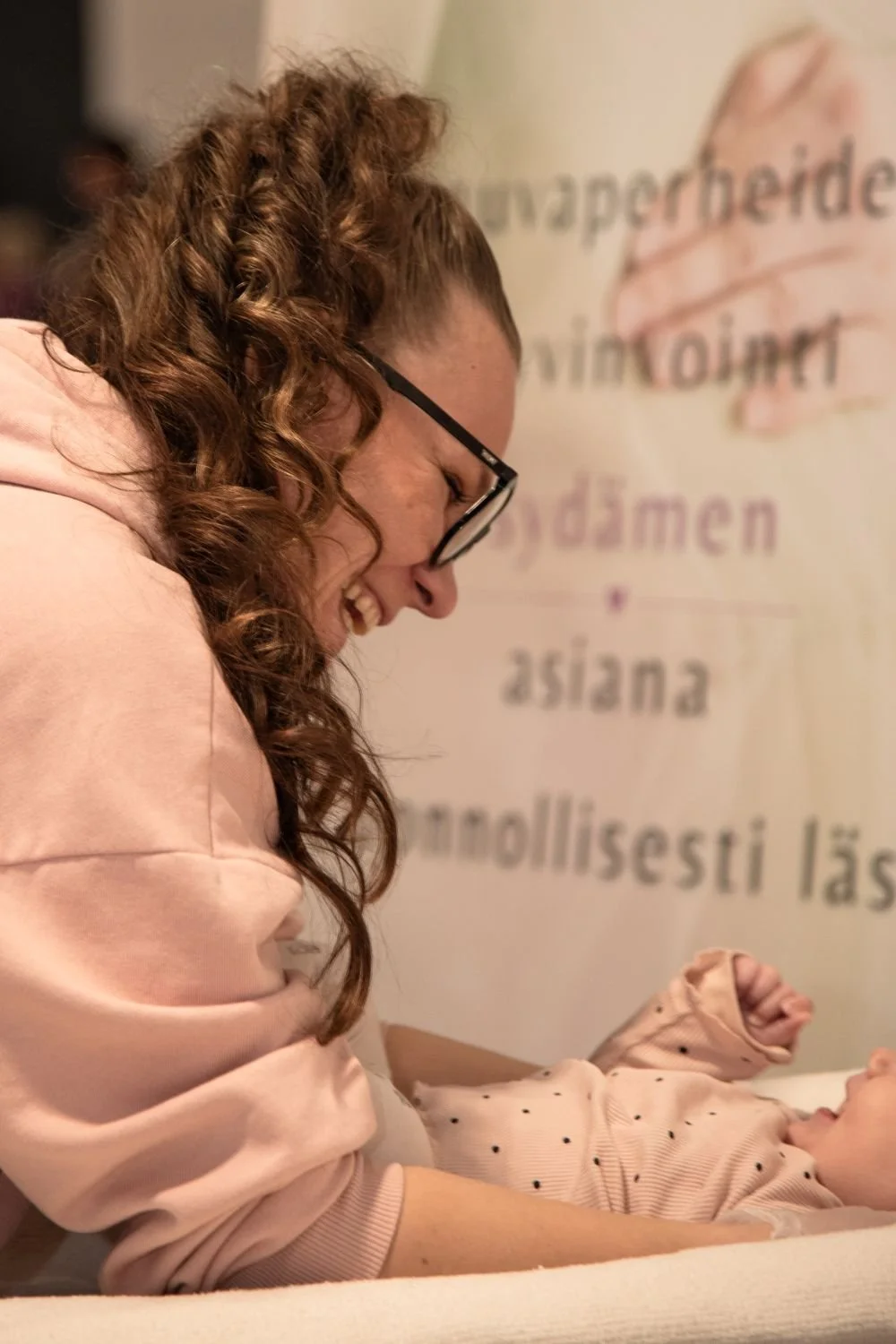 Vauvavyöhyketerapia on lempeä koko kehon hoitomuoto.