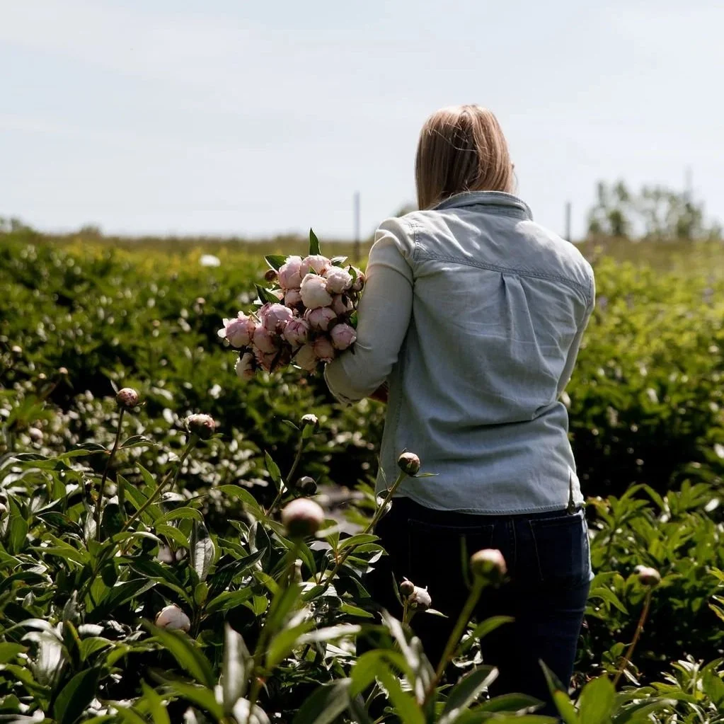 Hard Truths About Hiring On A Flower Farm (SFFF99)