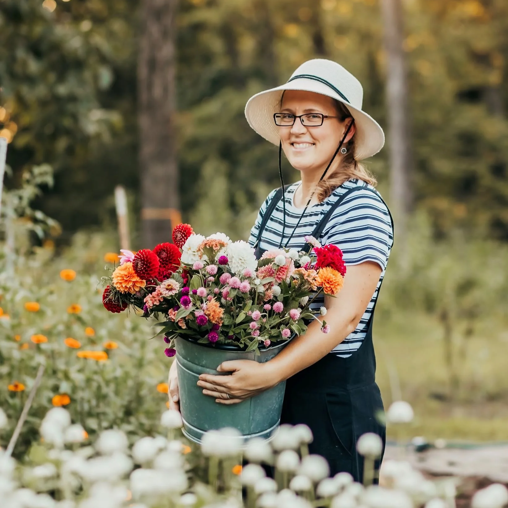 How Amanda From Flowers on Phoenix Built a More Profitable Flower Farm by Doing Less