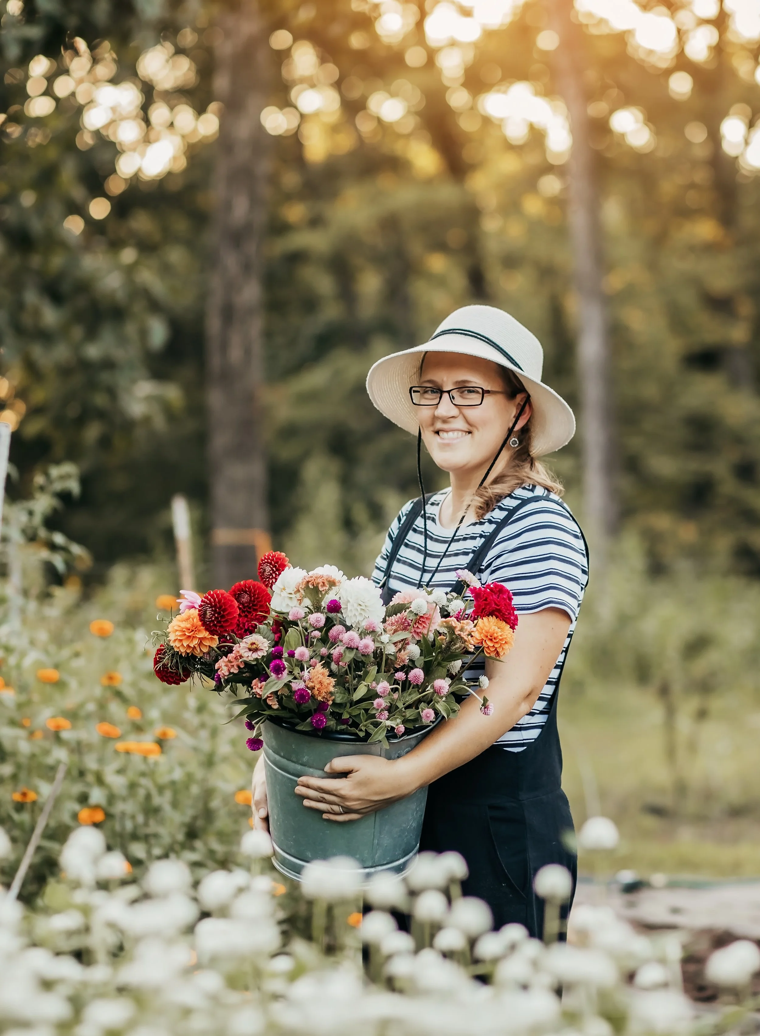 Amanda, Flowers on Phoenix (MO)