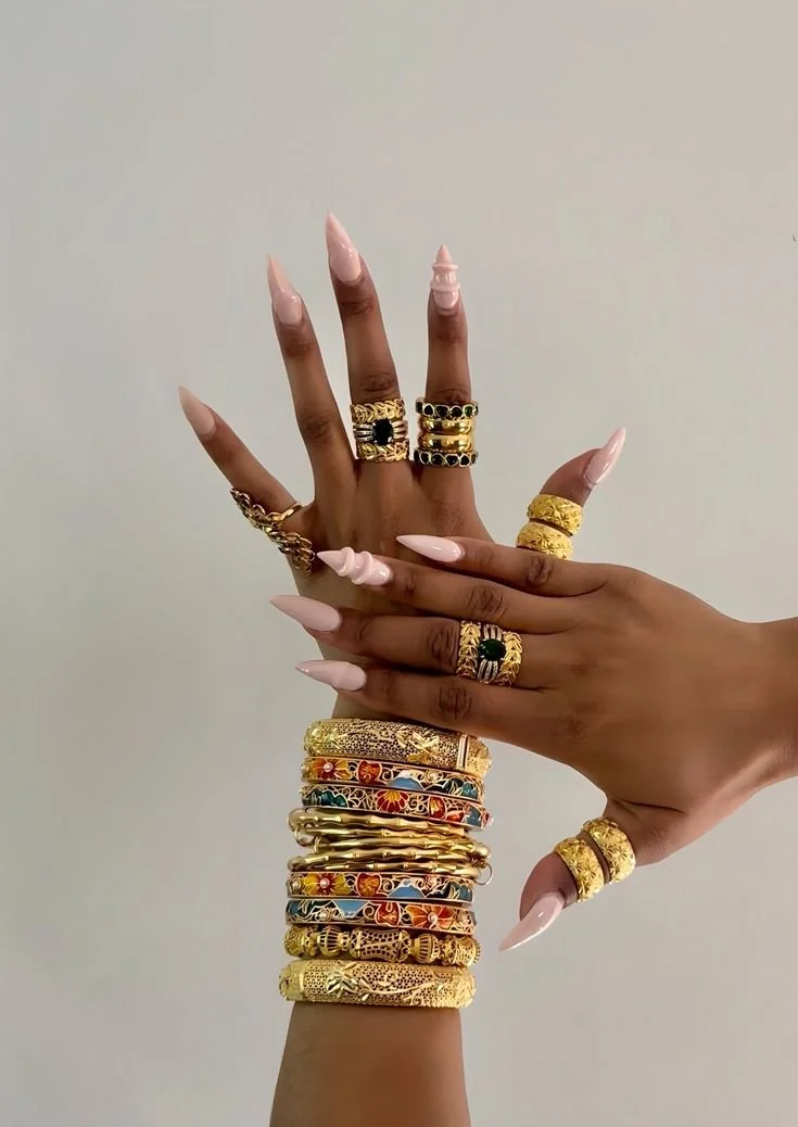 1 24k vergoldeter Armreif_  Ein schönes….jpg