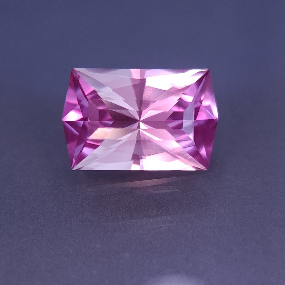 11 x 7mm Czochralski Alexandrite, light saturation — The Pacific