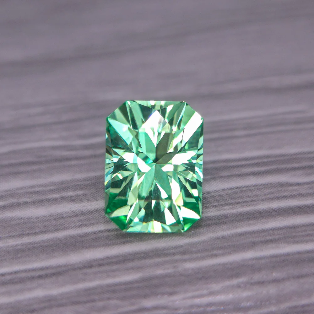 10 x 8mm Lab Sapphire Green — The Pacific Lights