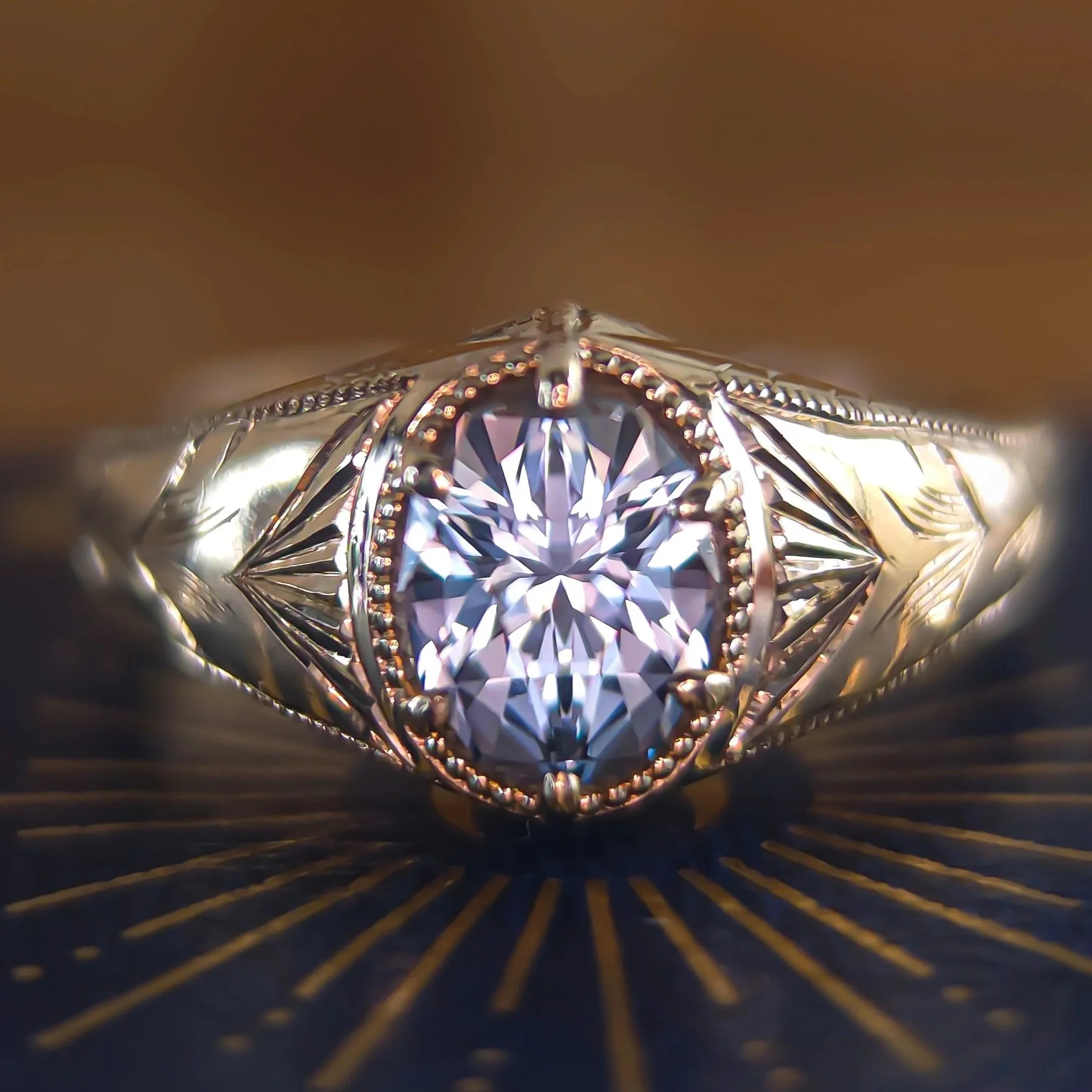 Hand Engaved Leaf Ring - 1.43ct Montana Sapphire, Unheated - 14kt solid gold - Size 7