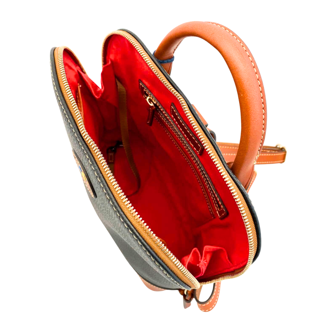 Zip Pod Backpack Full Open.png