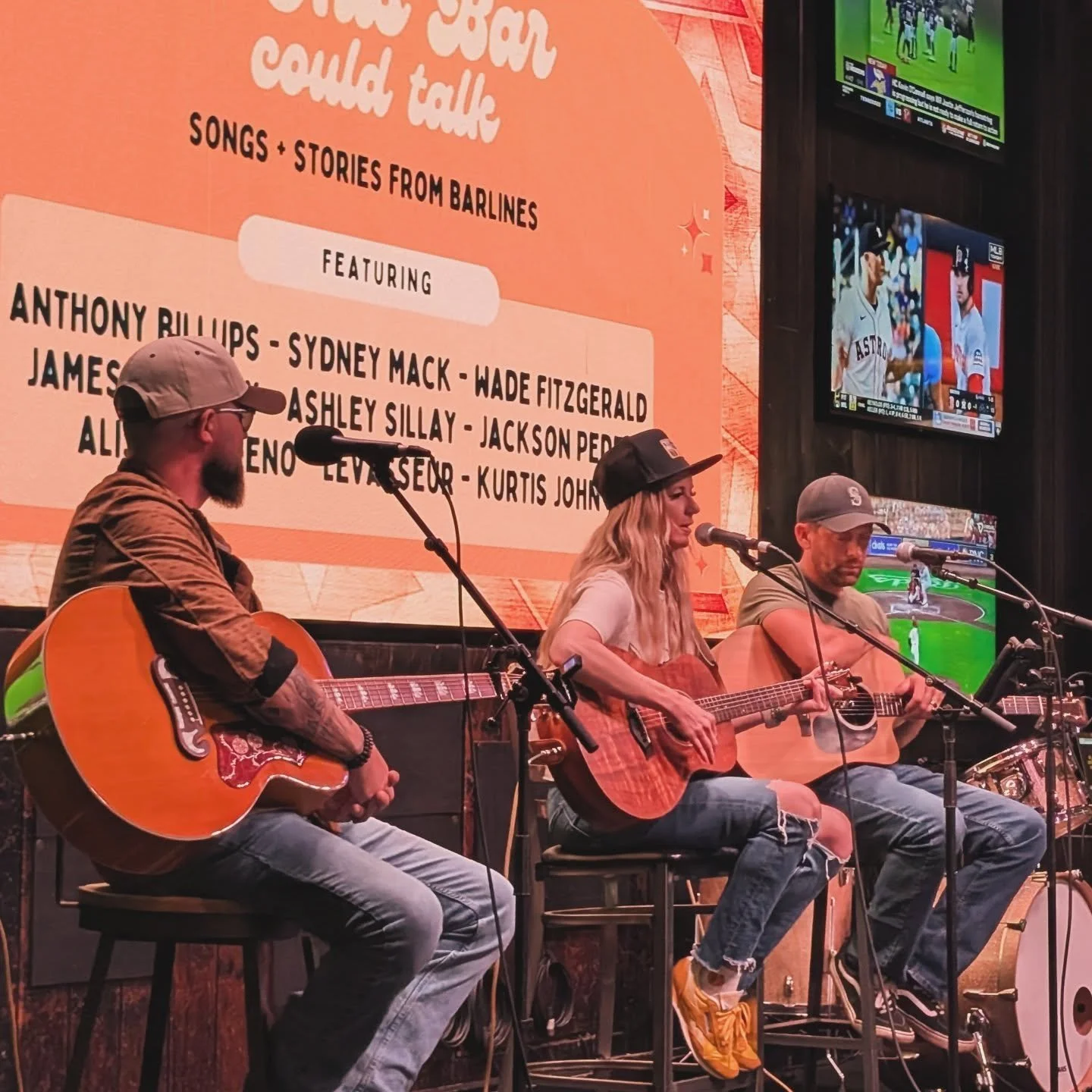 Always a good time at Barlines 😎 Thanks for joining us for the August Show. We'll be back September 10th. Save the Date and see you there! 🎪

@barlinesnashville 
@omninashville 
@studiobankofficial