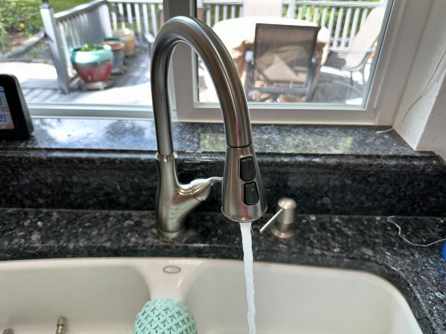 New Kitchen Faucet 🔫