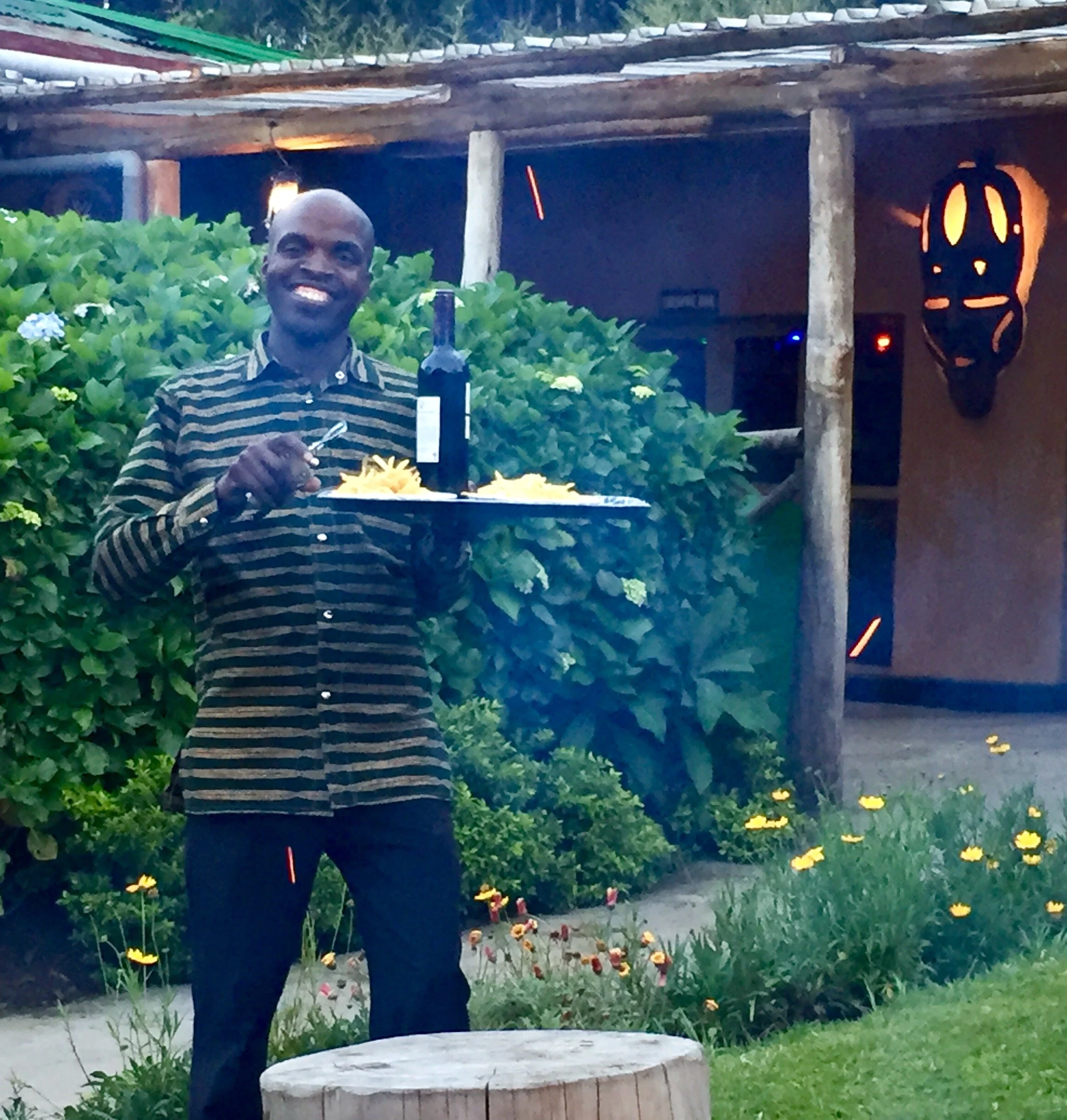 photos web Dec 2025_Africa_Rwanda Wine service.JPG