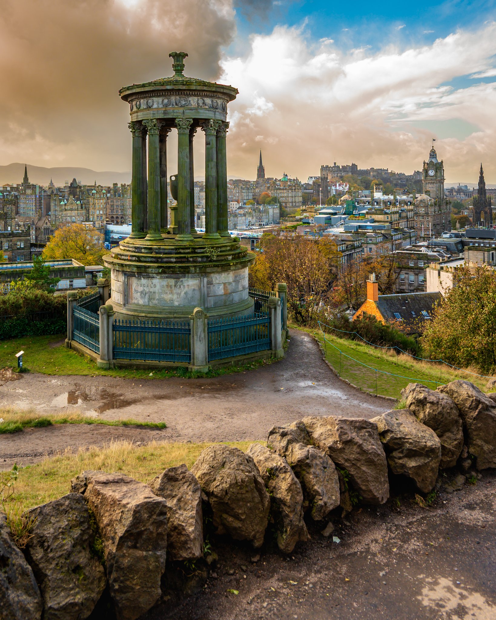 Stewart Monument,
Edinburgh, Scotland
