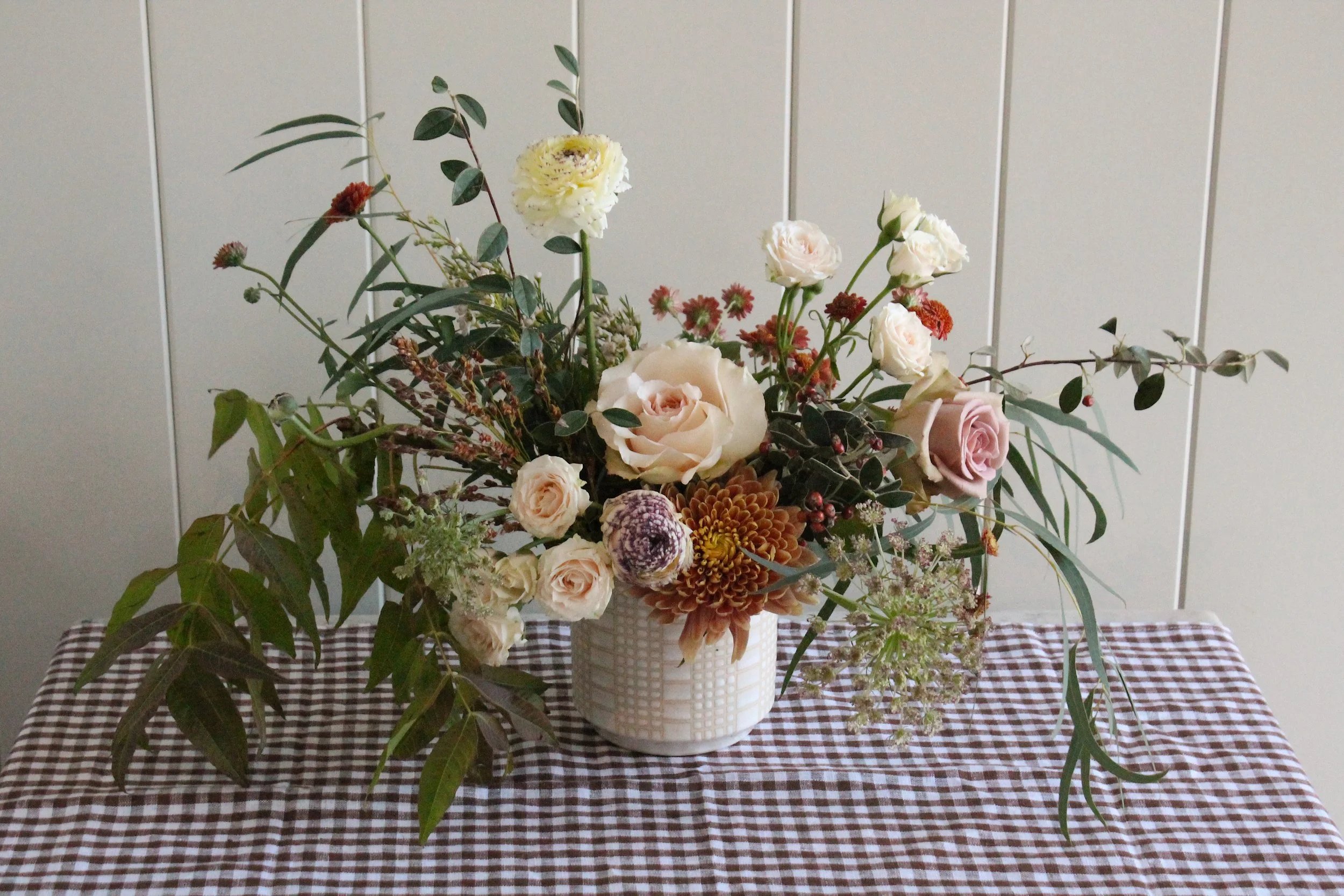 Neutral Thanksgiving Centerpiece