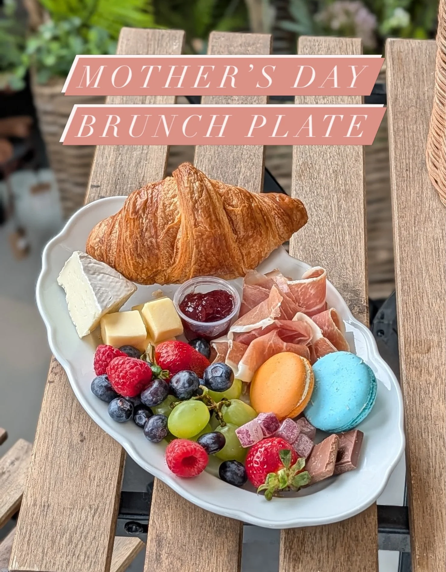 A worthy Mother&rsquo;s Day weekend spread 🌷

Flaky croissants, beautiful cheeses, serrano ham, fresh berries, macarons &amp; little sweet touches &mdash; paired with a mimosa made just the way you like it 🥂

Available today while quantities last✨