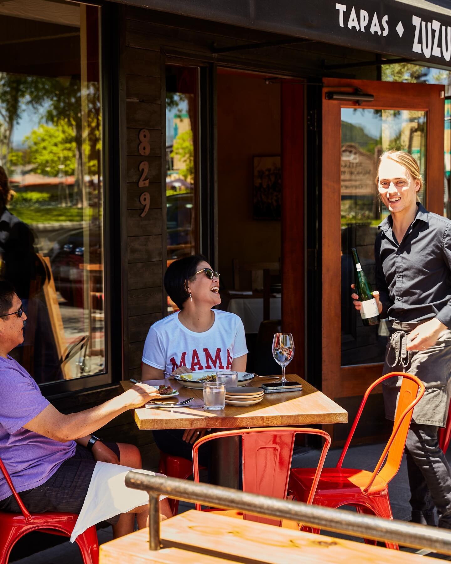 It&rsquo;s absolutely one of those sunglasses-patio-tapas-txakolina all afternoon kind days!
#zuzu #napadowntown #napavalley #naparestaurant #foodie