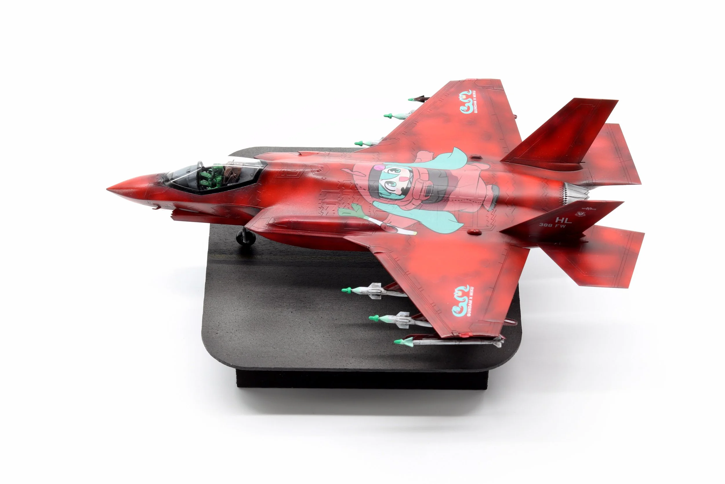 F-35A Miku (19).jpg