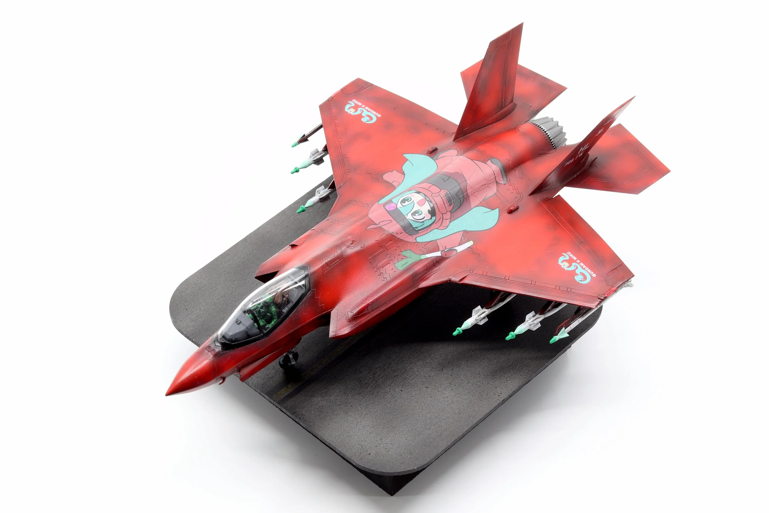 F-35A Miku (20).jpg