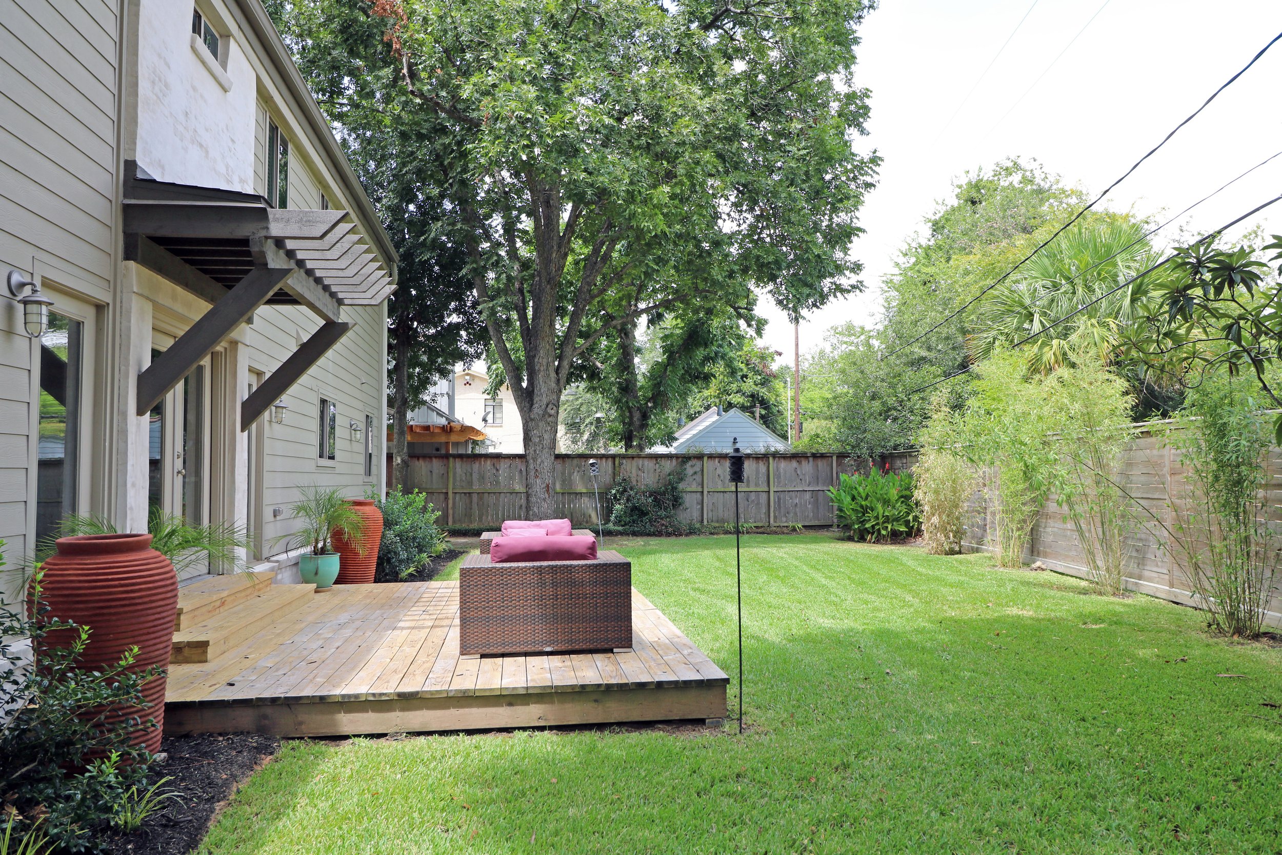 Top 5 Tips to Find Pet-Friendly Housing Near MD Anderson