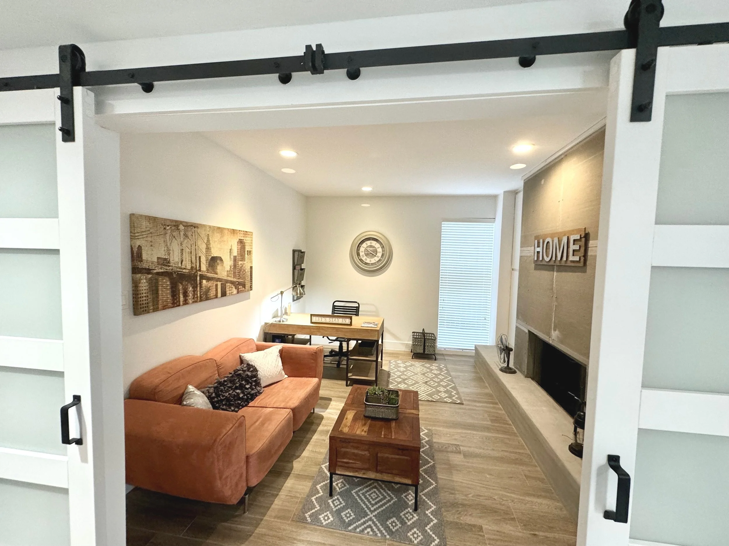 Houston Corporate Housing and Furnished Luxury Apartments by Luxurway