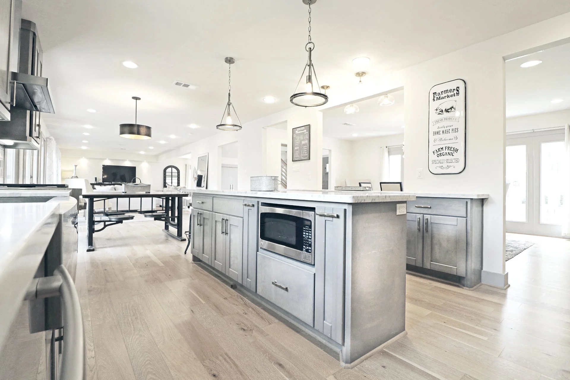 Hotels Near MD Anderson: Pros and Cons for Patients