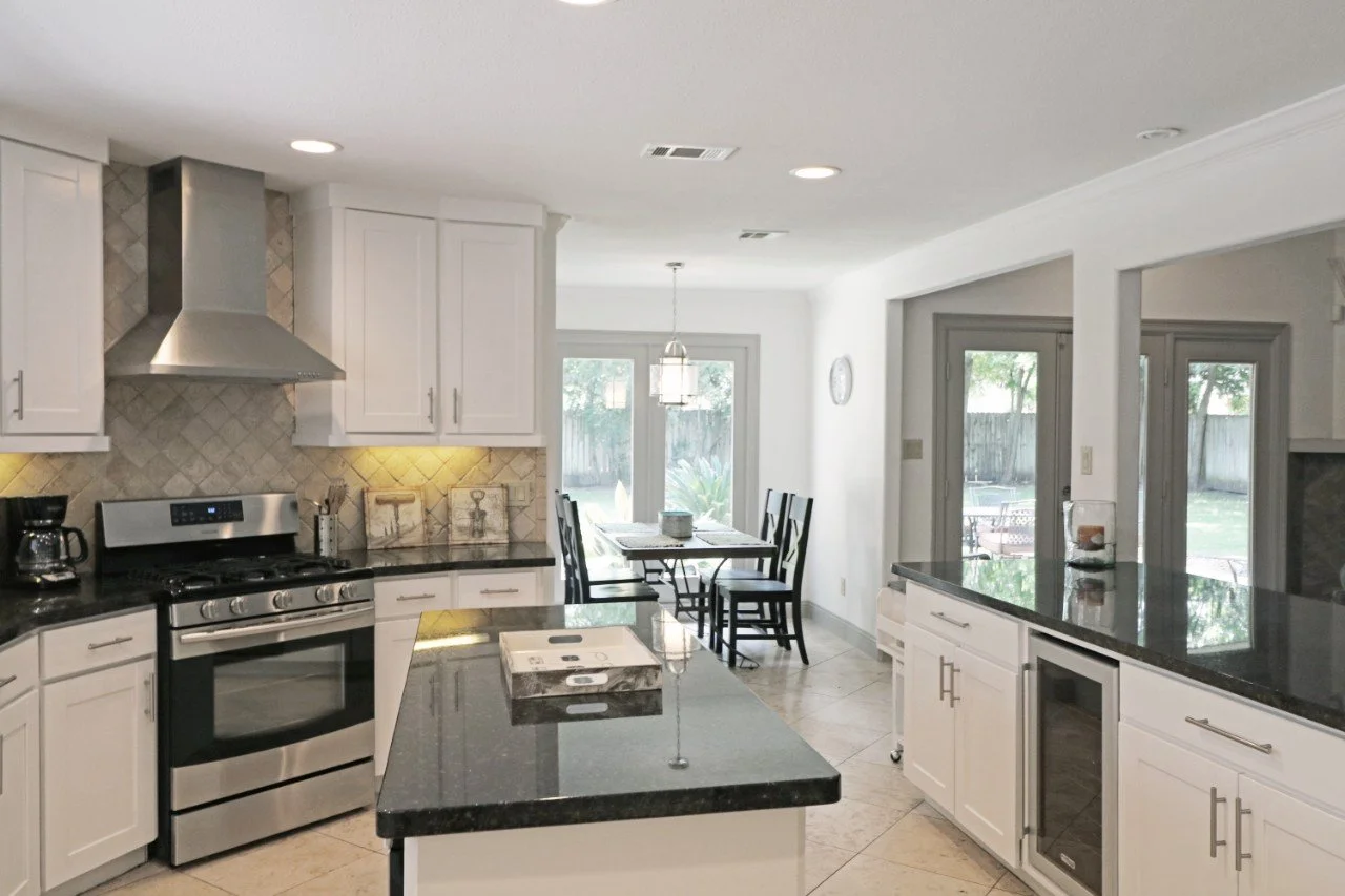 How Furnished Lodging Near MD Anderson Can Save You Money Compared to Hotels