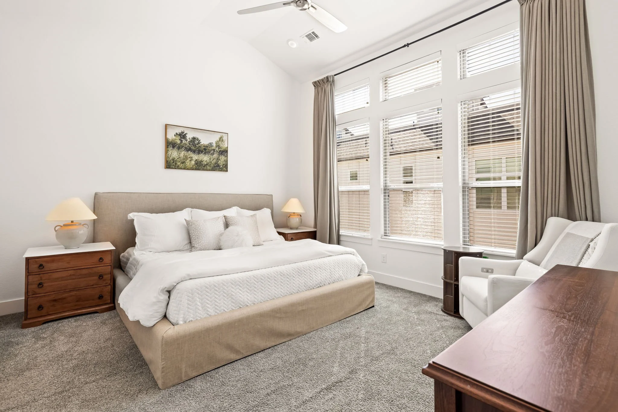 18-web-or-mls-4222 Roseland-20.jpg