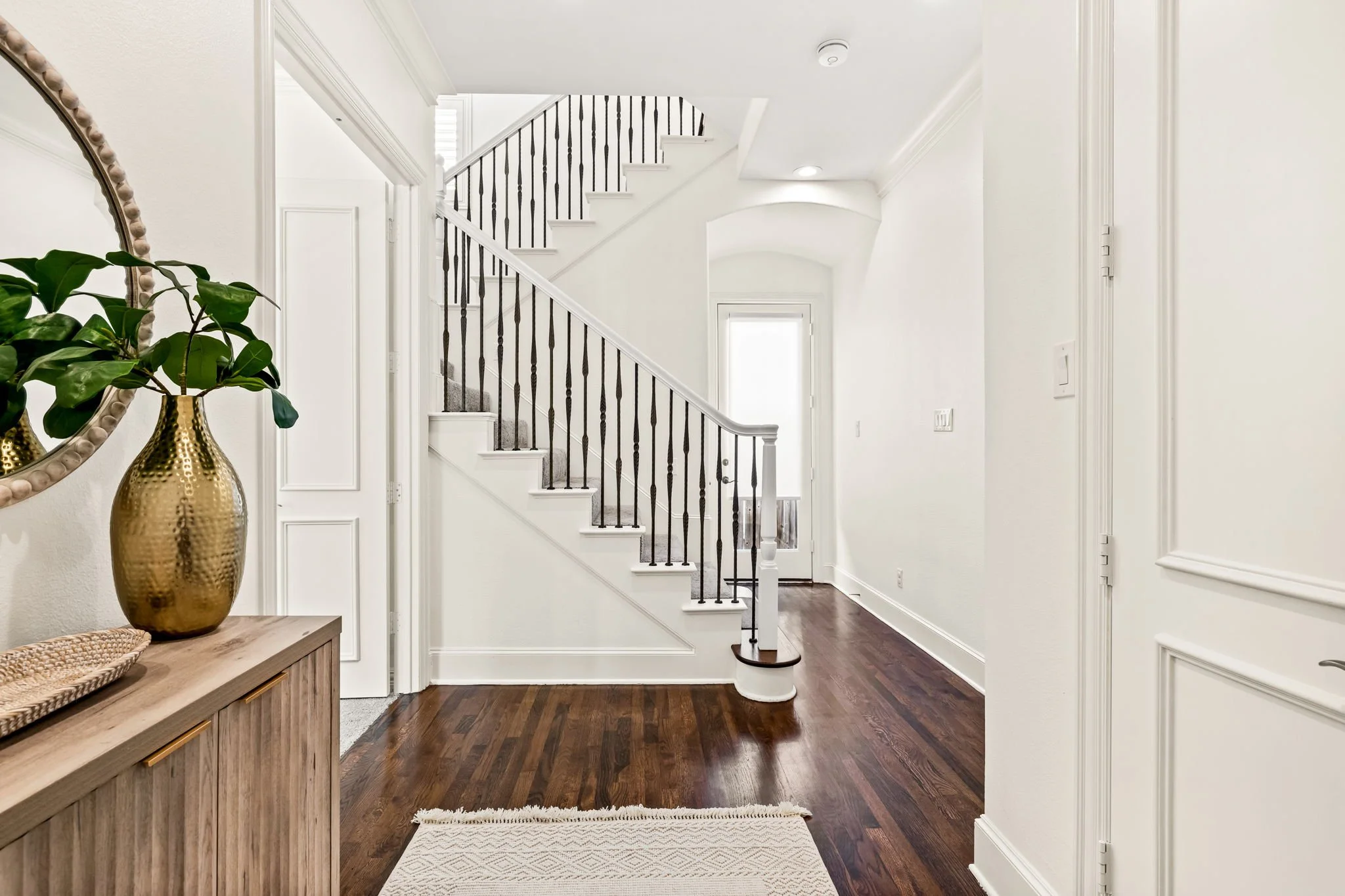 4-web-or-mls-4219 Travis -04.jpg