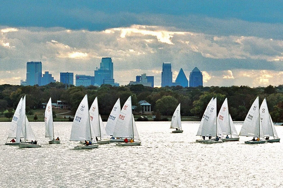 white-rock-lake-sailboats-dallas-skyline.jpg